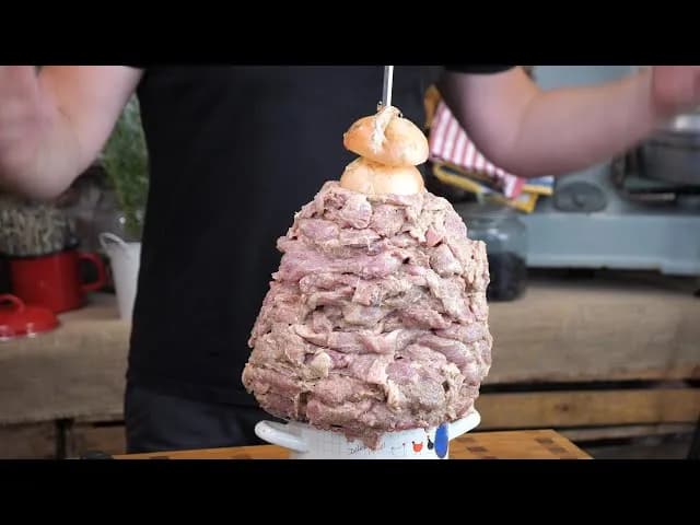 Kraftowy kebab: co to jest i dlaczego warto go spróbować?