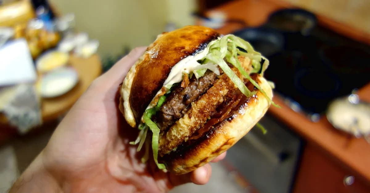 Jak zrobić idealnego hamburgera jak z McDonald's w domu